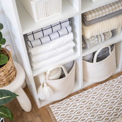 Neatly,Folded,Linen,Cupboard,Shelves,Storage,At,Eco,Friendly,Straw